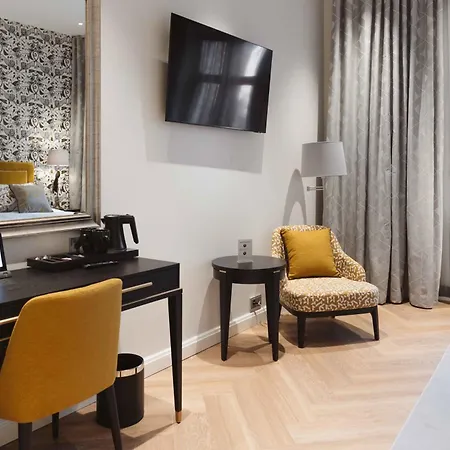 Hotel Bastian *
